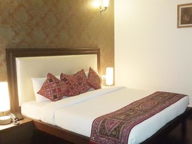 Hotel Connaught Mews by Stallen Hospitality