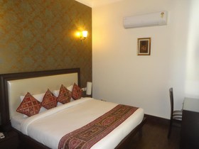 Hotel Connaught Mews by Stallen Hospitality