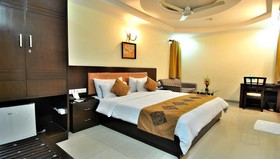 Hotel Cosy Palace