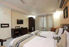 Hotel Cosy Palace