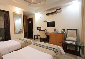 Hotel Cosy Palace