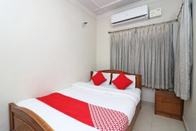 Hotel Hukum Palace by OYO Rooms
