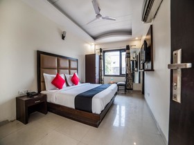 Hotel Jeyan Inn by OYO Rooms