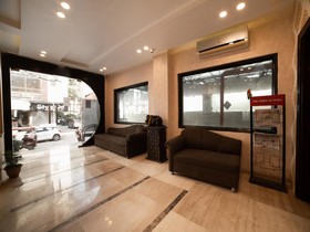 Hotel Jeyan Inn by OYO Rooms