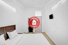 Hotel Krishna Stays by Oyo Rooms
