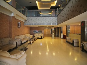 Hotel Mint Park Blue by OYO