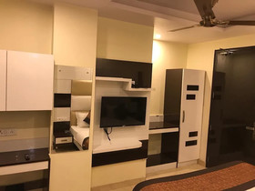 Hotel Olive International by ADB Rooms