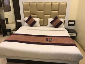 Hotel Olive International by ADB Rooms