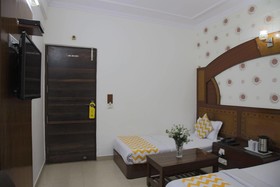 Hotel Pallvi Palace by FabHotels