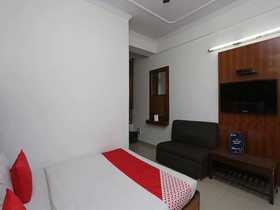 Hotel Pallvi Palace by OYO Rooms