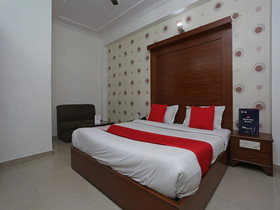 Hotel Pallvi Palace by OYO Rooms
