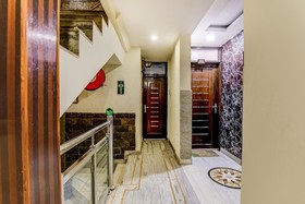 Hotel Priya Palace by OYO Rooms