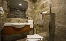 Hotel R Inn Delhi
