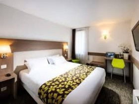 Hotel R Inn Delhi