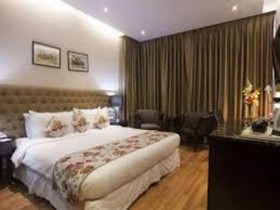Hotel R Inn Delhi