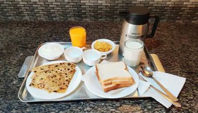 Hotel Roadway Inn Delhi by Goroomgo