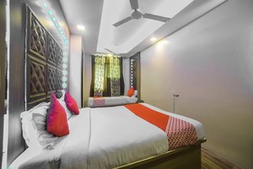 Hotel Rohit Dx