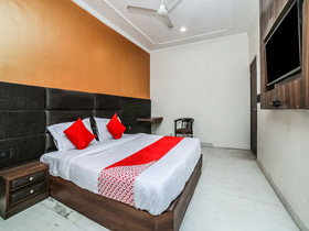 Hotel Royal Town By OYO Rooms