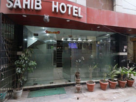 Hotel Sahib by OYO