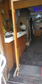 Hotel Saya Deluxe New Delhi Railway Station by ADB Rooms