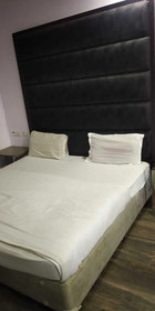 Hotel Saya Deluxe New Delhi Railway Station by ADB Rooms
