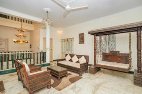 Hotel Silver Tree by OYO Rooms