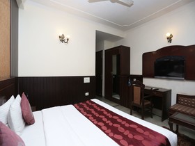 Hotel Soni Villa by OYO Rooms