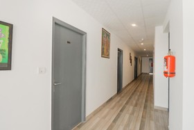 Hotel South Delhi Inn by OYO