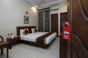 Hotel Sun City by OYO