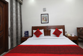 Hotel Sun City by OYO