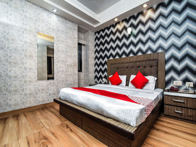 Hotel Sunrize By OYO Rooms