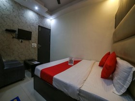 Hotel West Delhi Inn by OYO Rooms