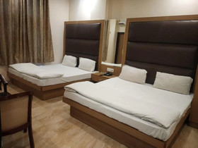 Hotel Indo Continental by ADB Rooms