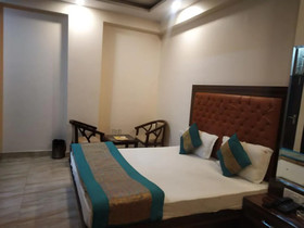 Hotel Indo Continental by ADB Rooms