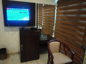 Hotel Indo Continental by ADB Rooms