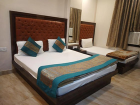 Hotel Indo Continental by ADB Rooms