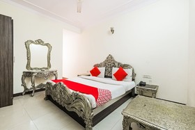 Hotel Ivory Palace by OYO Rooms