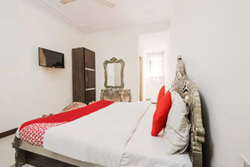 Hotel Ivory Palace by OYO Rooms