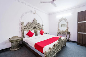 Hotel Ivory Palace by OYO Rooms