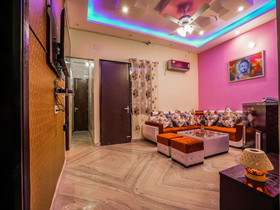 Janak Residency By OYO Rooms