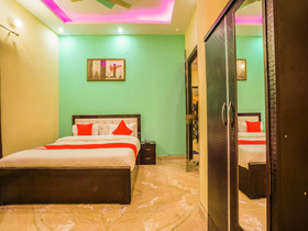 Janak Residency By OYO Rooms