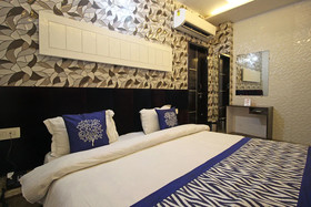 JK Hotel By OYO Rooms