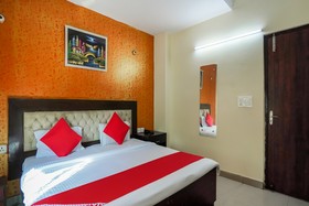 Jkm Palace by Oyo Rooms
