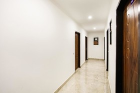 Kartik House by OYO Rooms