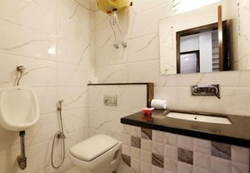 La Sapphire Hotel