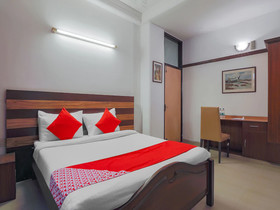 Hotel Le Grand By FabHotels
