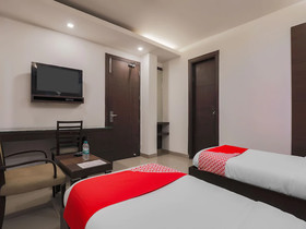 Hotel Le Grand By FabHotels