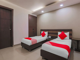 Hotel Le Grand By FabHotels