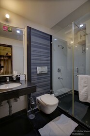 Lime Tree Hotel Greater Kailash