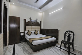 Lord Krishna Hotel Dx. Inn by OYO Rooms